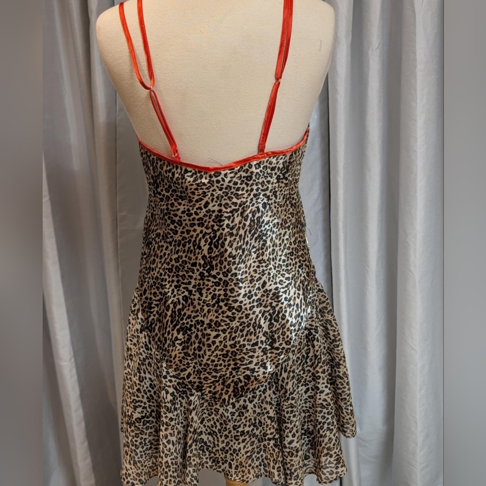 Leopard Print Nighty - image 4